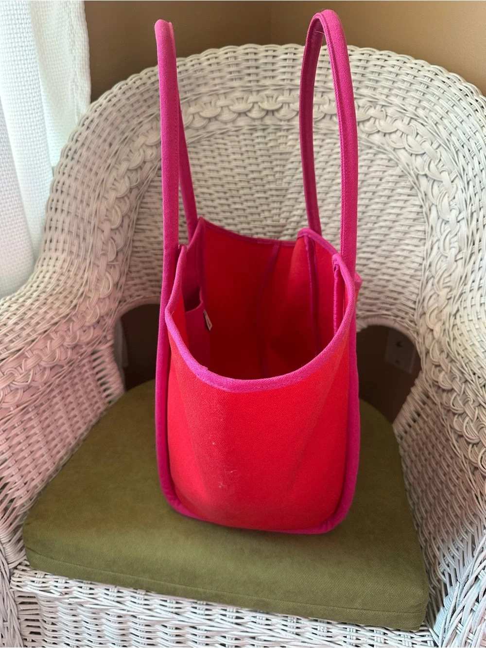 Old Navy stylish bright